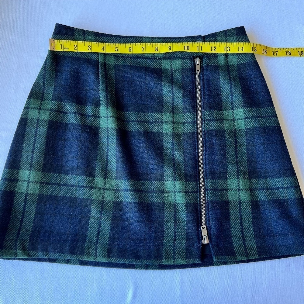 Abercrombie and Fitch Navy & Green Wool Blend Tartan Side Zip Skirt - Picture 4 of 10